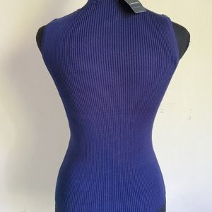Turtle neck top